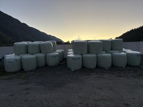 Grassiloballen