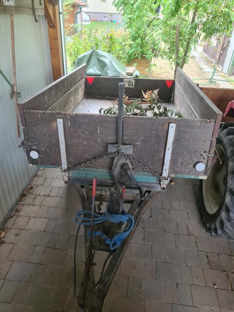 Traktor-Einachsanhänger 250 x 160 x 45