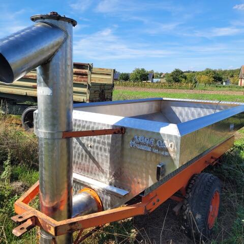 Lesewagen aus Edelstahl