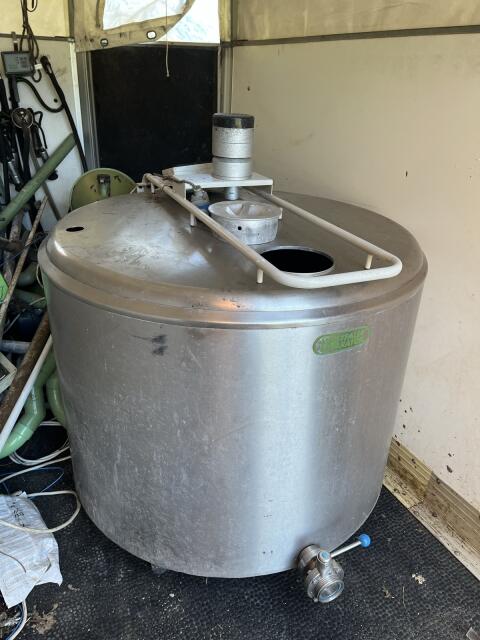 Westfalia Milchtank mit Kühlung
