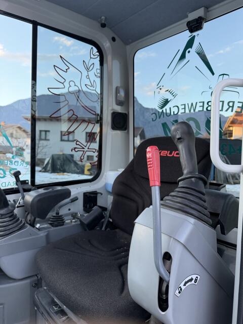 Takeuchi TB225