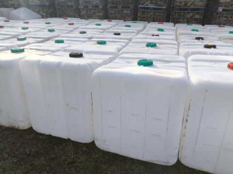Plastiktank IBC-Container, Preis pro Stk., ohne Gitterbox