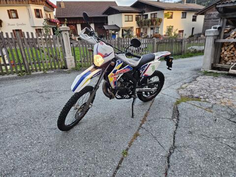 Rieju MRT 50 Edition Freejump