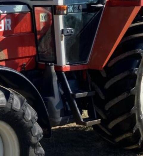 Steyr 8130 SK2 Tank komplett