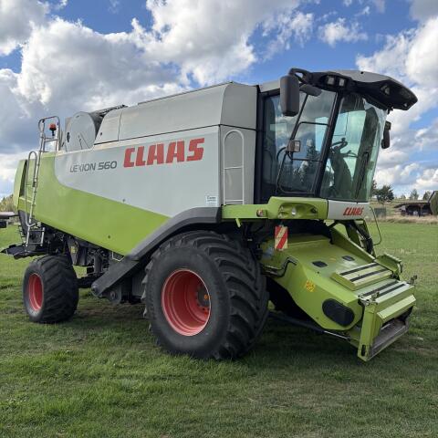 CLAAS LEXION 560
