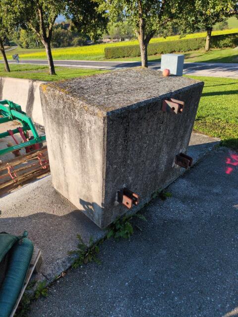 Verkaufe Steingewicht ca. 2.200 kg