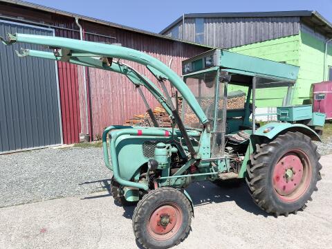 Güldner A4MS mit Frontlader