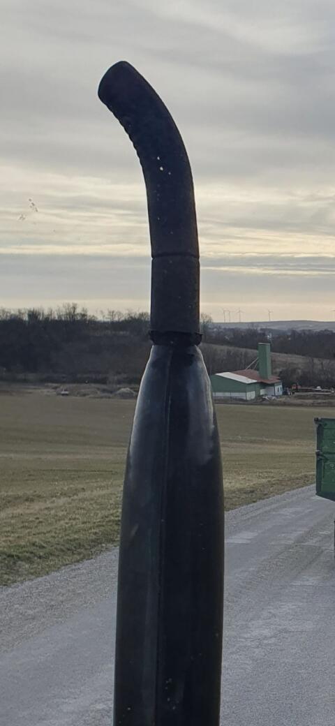 Steyr 8060, Steyr 8070 Auspuff