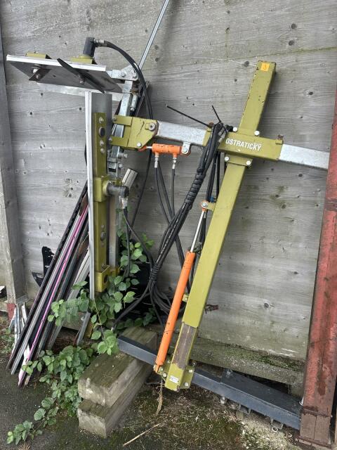 Laubschneider Ostraticky