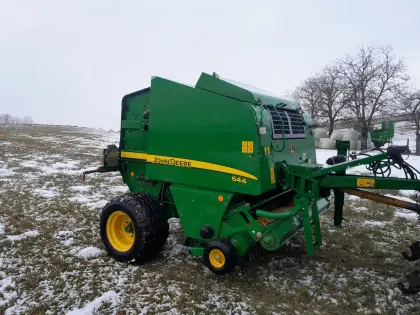 John Deere Rundballenpresse 644