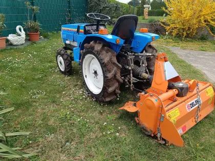 Mitsubishi MT16