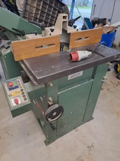 KITY 629 Tischfräse