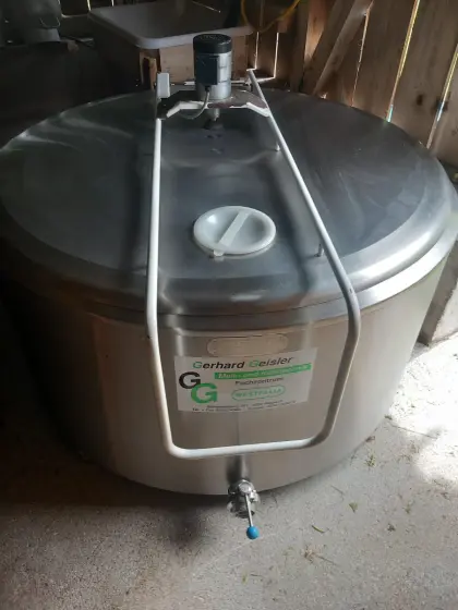 Milchtank 800 l