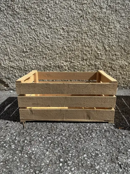Neue Holz-Obststeigen, Obstkisten