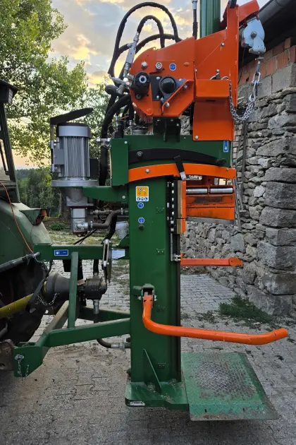 Posch HydroCombi 30 mit Seilwinde und E-Motor