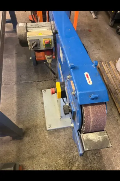Metallkraft Bandschleifmaschine MBSM 75-200-2