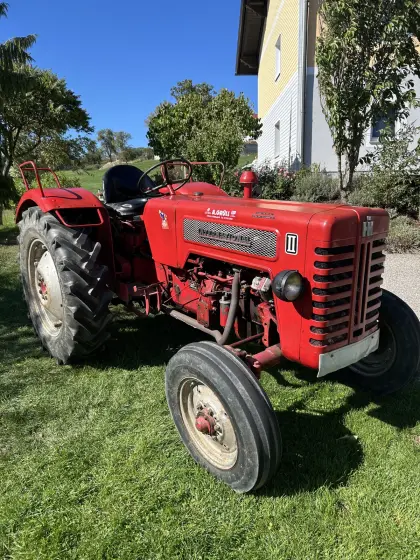 IHC McCormick B275