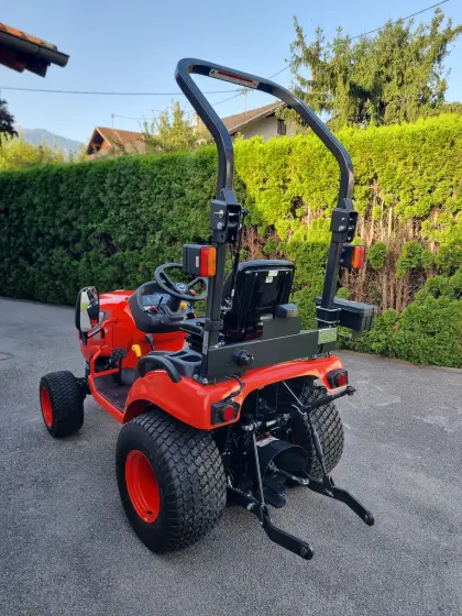 KIOTI CS2520H-GE Traktor