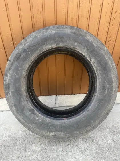 Verkaufe LKW-Reifen