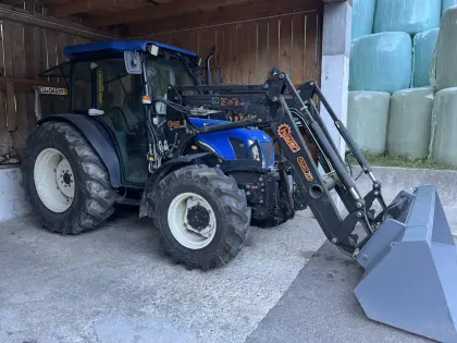 New Holland TN70DA