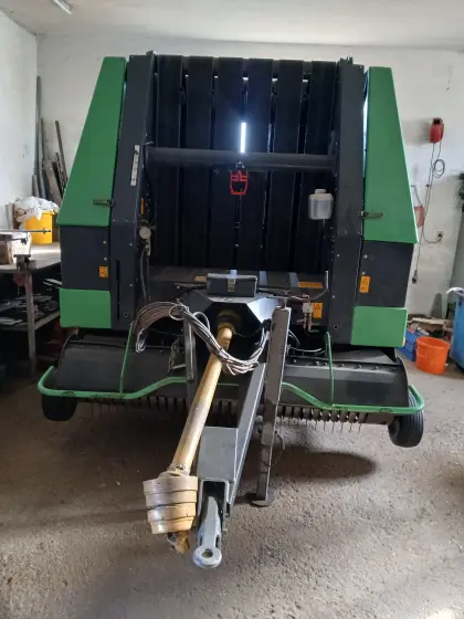 Deutz-Fahr Rundballenpresse