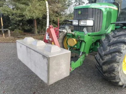 Verkaufe Beton-Blockgewicht adaptierbar 500 auf 1.000 kg