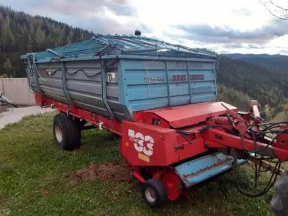 Ladewagen Mengele LW 310 Quadro mit 33 Messern