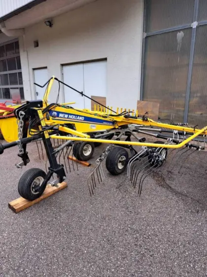 Schwader New Holland 420