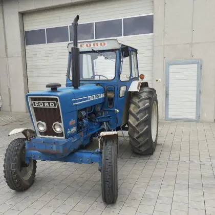 Ford 7600