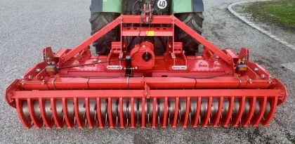 MASCHIO Kreiselegge DC 3000 COMBI mit Packerwalze