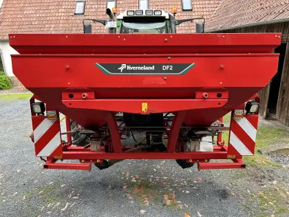 Fronttank Kverneland DF2