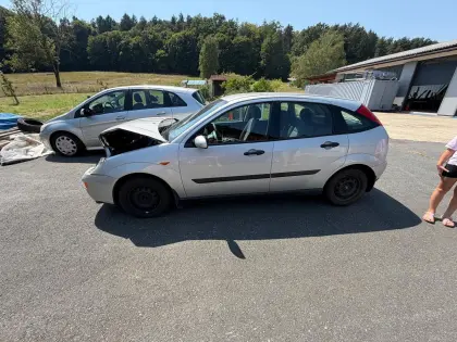 Ford Focus AMBIE 5T 1,8 TDDI/55 Limousine