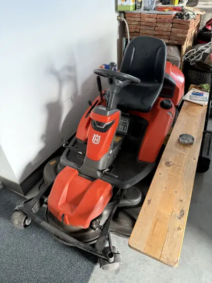 Husqvarna Rider R316TsX AWD 4x4 Rasentraktor Rasenmäher