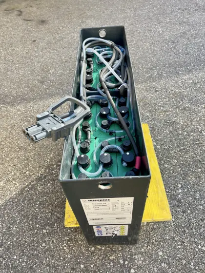 Stapler Hoppecke Traktionsbatterie 24 V 3HPzS 270