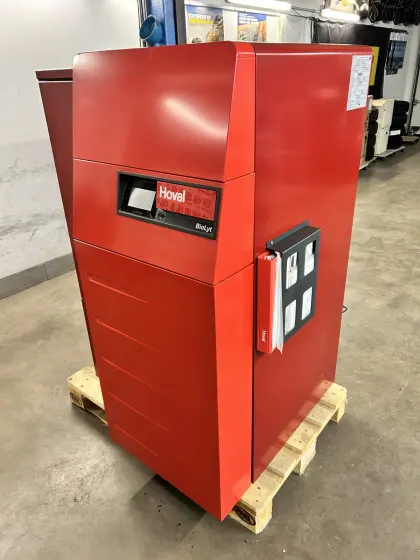 Hoval BioLyt 15 kW Pellets-Kessel inkl. Ausdehnungsgefäß und Kamin BioLyt 15