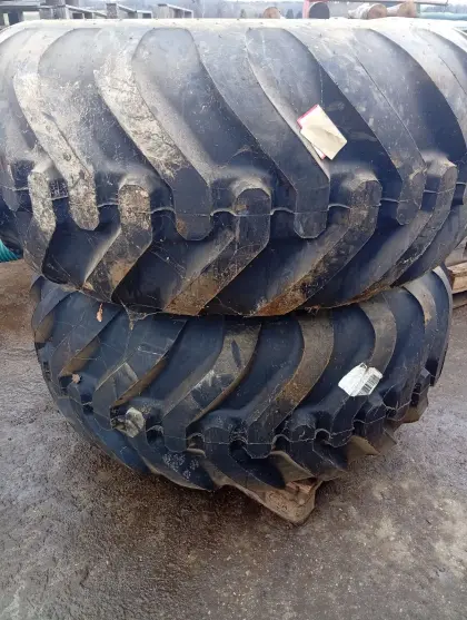 Neue Alliance Forsträder, Reifen, Felgen 600/60-30,5