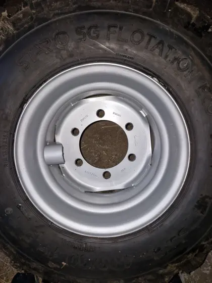 Reifen, Komplettrad, Kranwagen
