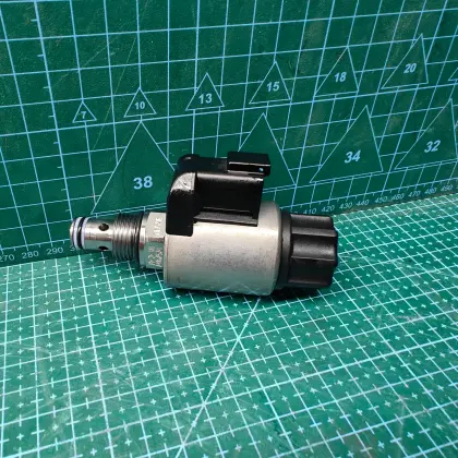 Hydr.-Magnetventil Carraro VFH909-K003