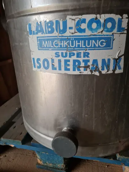 Milchtank 180 l mit Auslauf und Wagerl