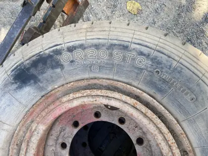 14/80 R20 Reifen, Felge