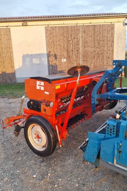 Sämaschine mit Kreiselegge