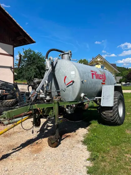 Fliegl 7.000 Garda + Top