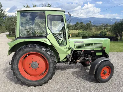 Fendt 103 S Kabinentür, Frontladerkonsole, Seitenmähwerk