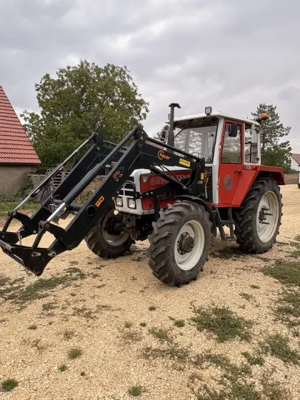 Steyr 8090 SK1 mit Hauer Frontlader