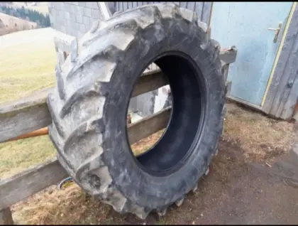 Verkaufe 2 Traktorreifen