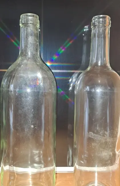 Klare Glasflaschen