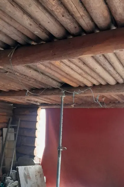Altholzdecke, 4,9 m lang, 6 m breit