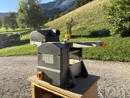 AD-Hobelmaschine 1250 W