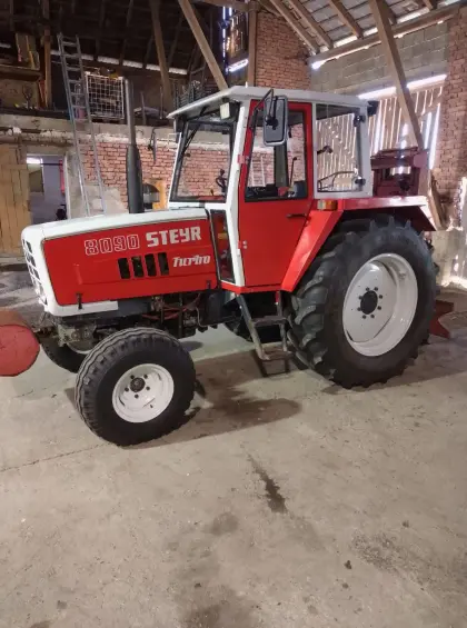 Steyr 8090