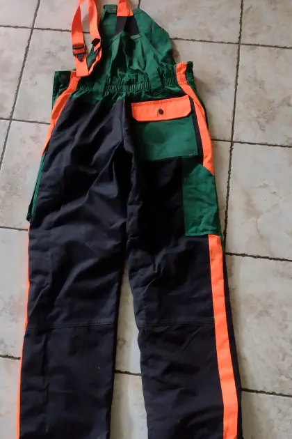 Schnittschutzhose Gr. 48, Werkstoff